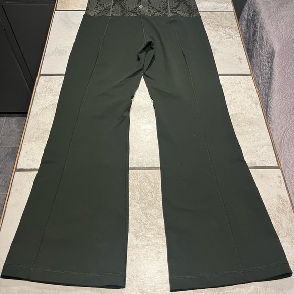 Lululemon Hoodie & Pants - Picture 3 of 4